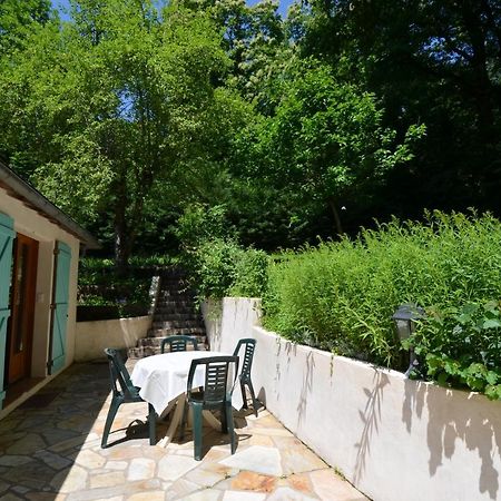 Gite Au Bord De La Riviere Gijou Saint-Pierre-de-Trivisy ภายนอก รูปภาพ