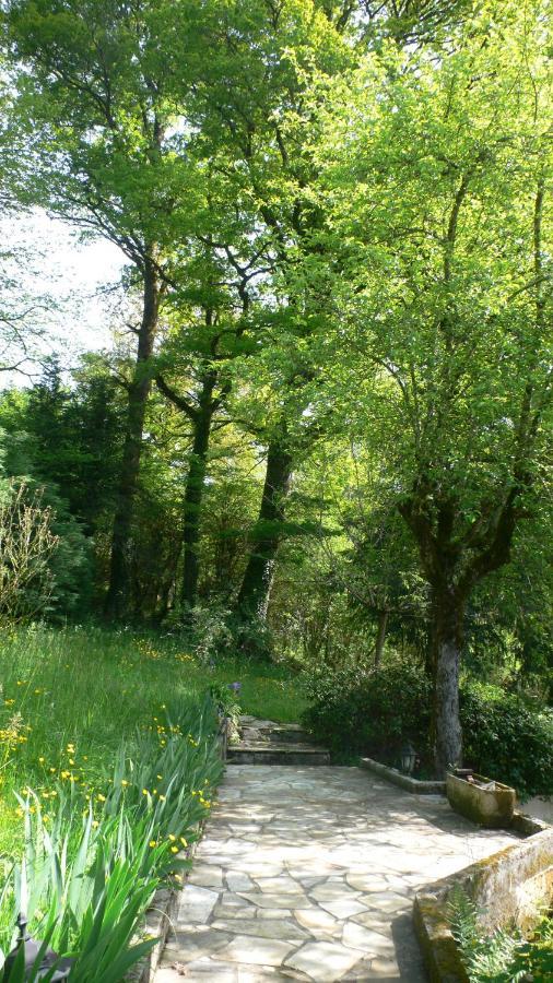 Gite Au Bord De La Riviere Gijou Saint-Pierre-de-Trivisy ภายนอก รูปภาพ
