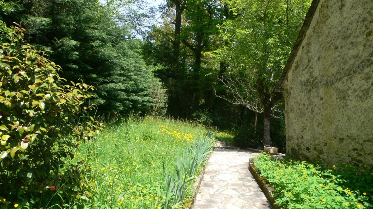Gite Au Bord De La Riviere Gijou Saint-Pierre-de-Trivisy ภายนอก รูปภาพ