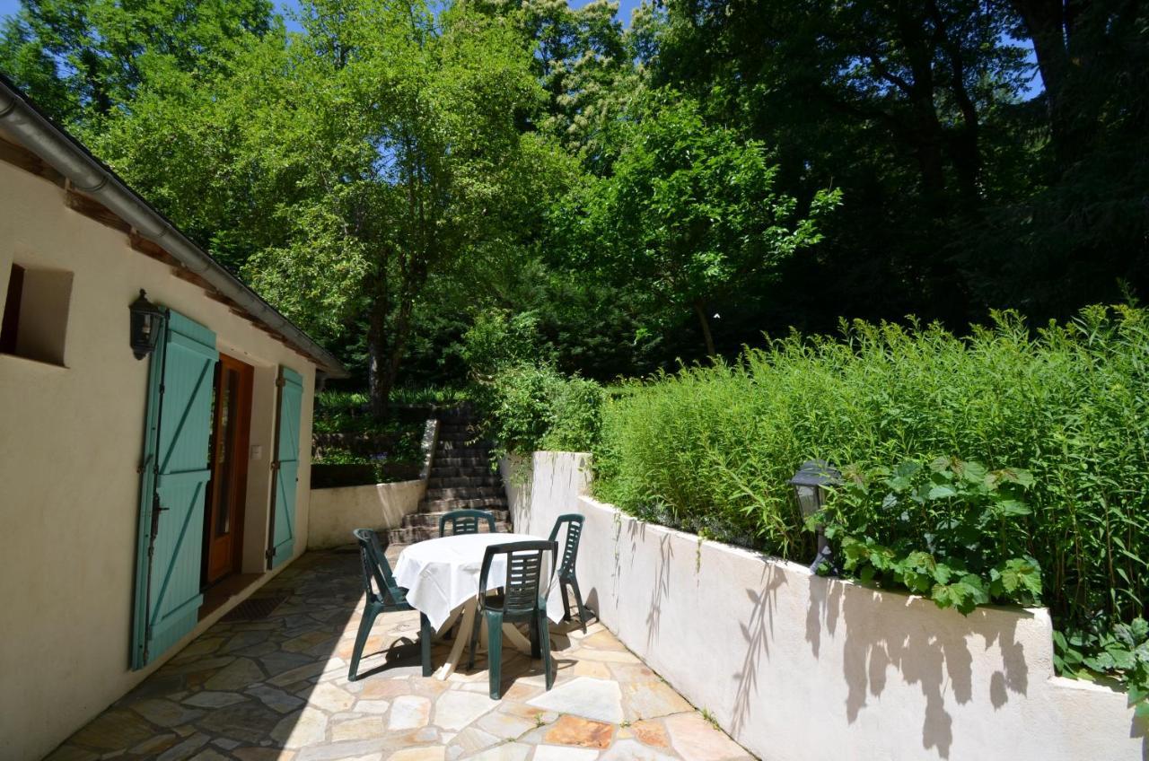Gite Au Bord De La Riviere Gijou Saint-Pierre-de-Trivisy ภายนอก รูปภาพ